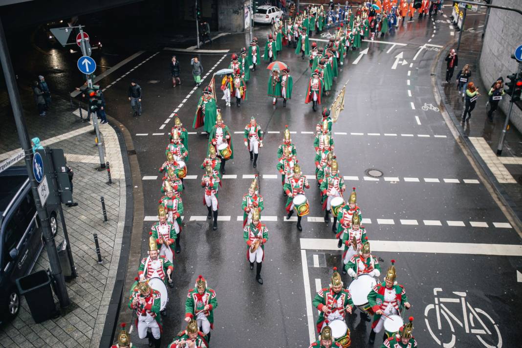 Kadınlar Karnavalı İnanılmaz Fotoğraflara Sahne Oldu 9